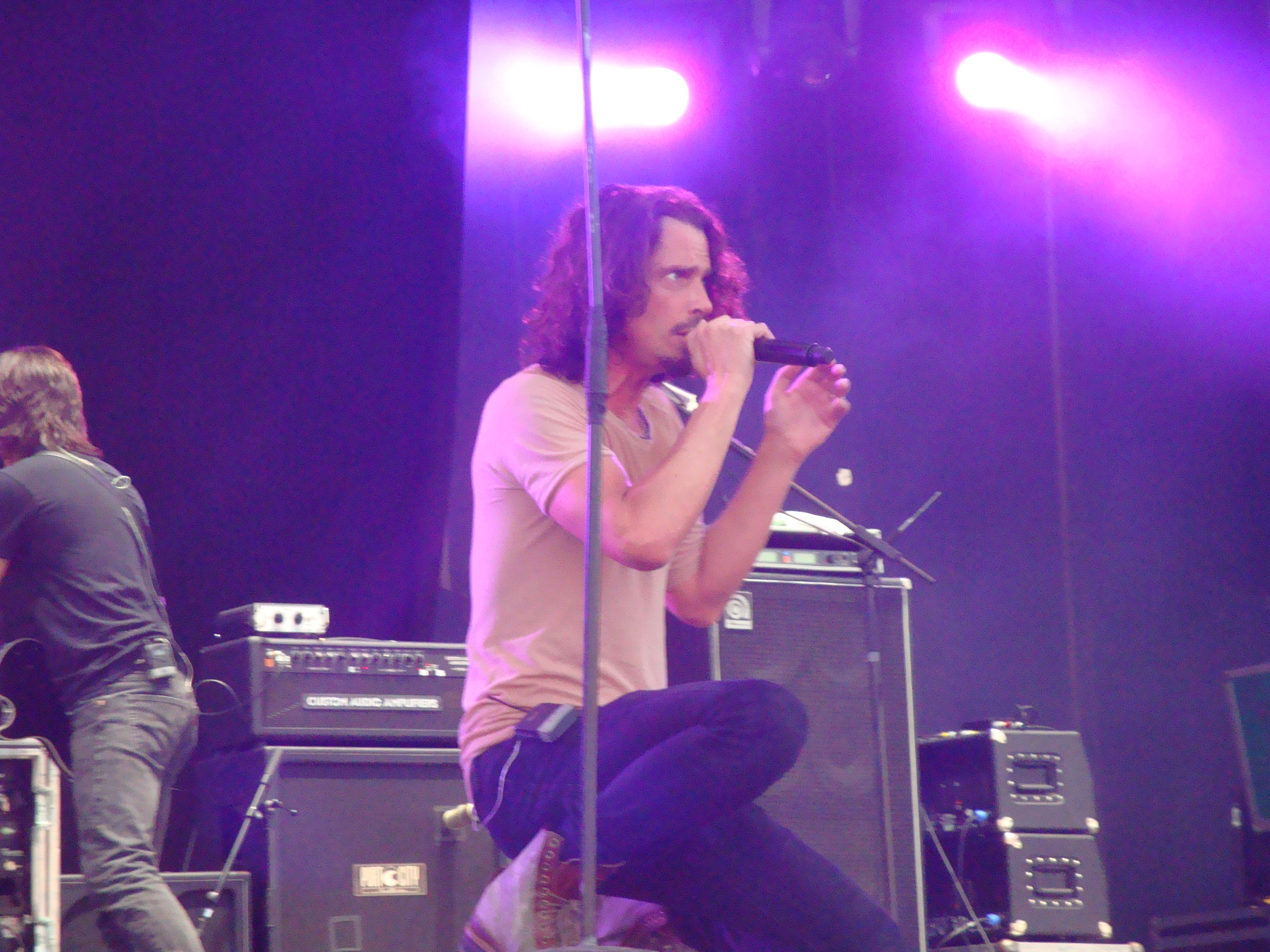 Chris_Cornell_12-jul-09
